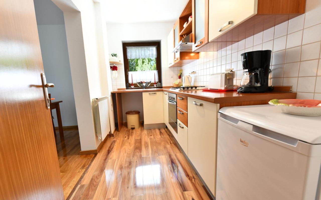 Apartment And Rooms Ivancica セリステ・ドゥレズニツコ エクステリア 写真