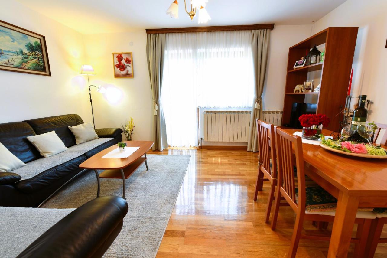Apartment And Rooms Ivancica セリステ・ドゥレズニツコ エクステリア 写真